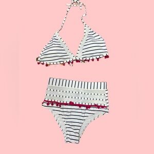 Adorable bikini 👙